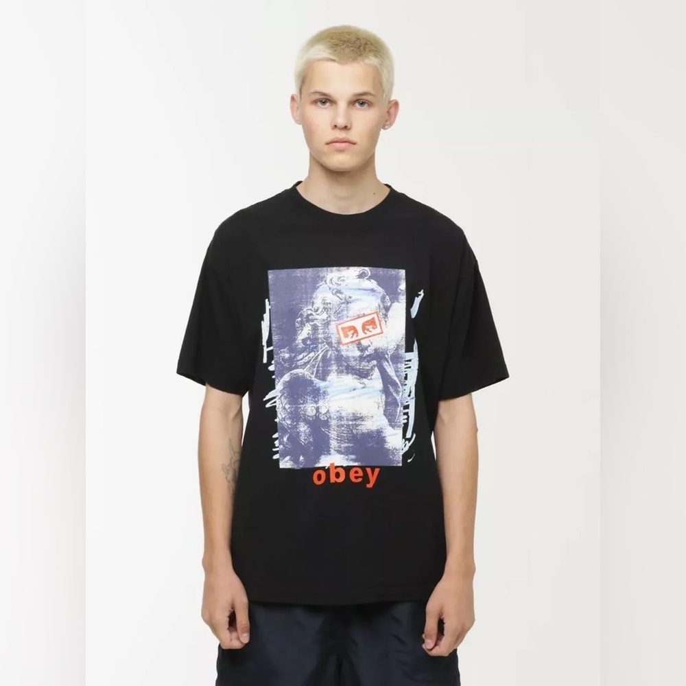 obey — angel eyes graphic tee